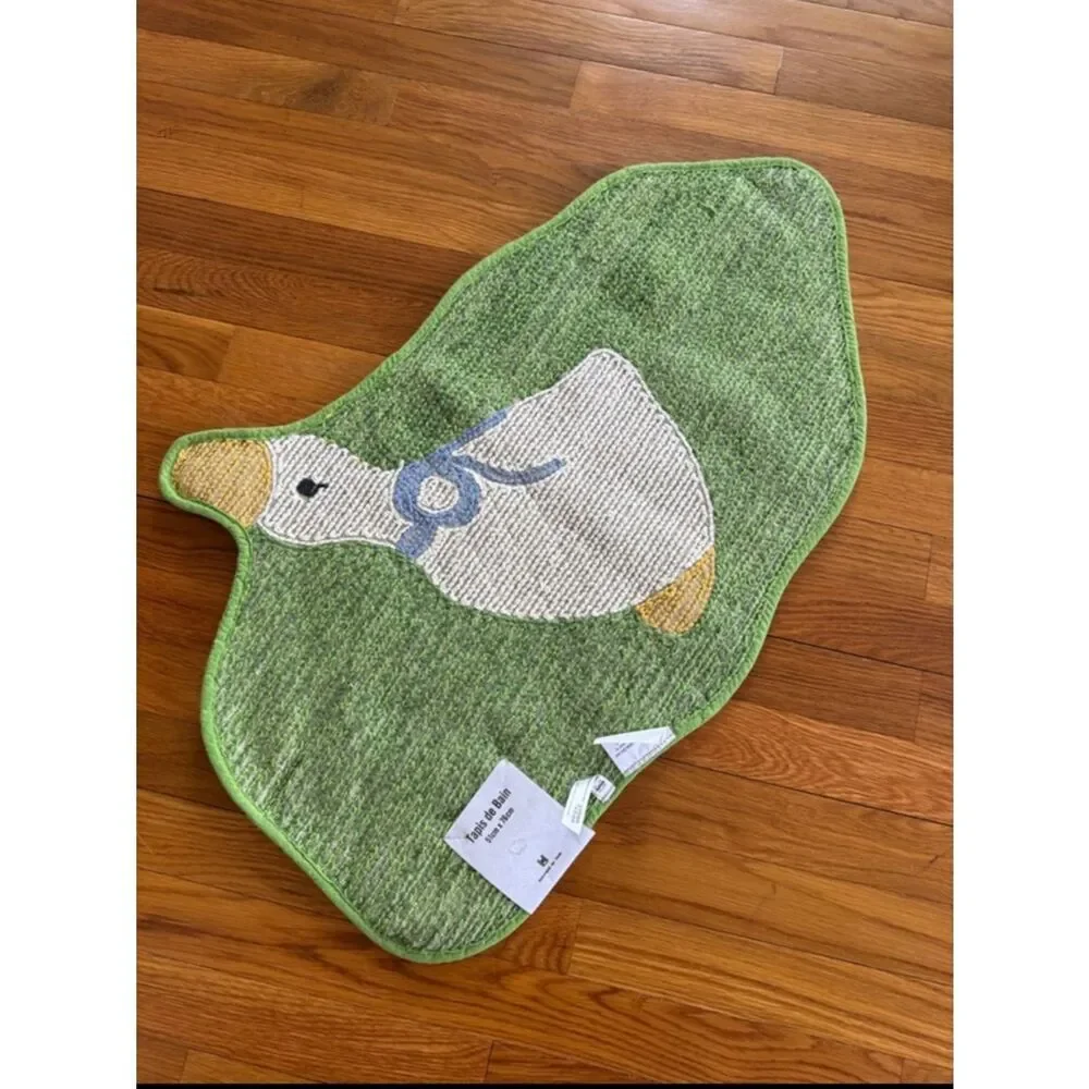 New Urban Outfitters Cheeky Goose Shape Tufted Bath Mat